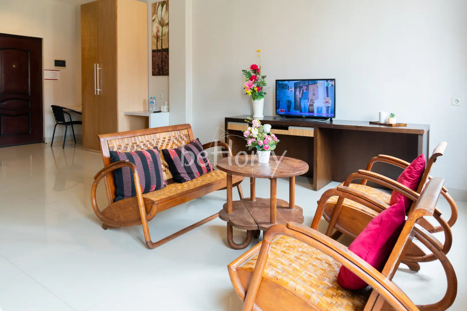 foto properti Bale Ocasa by Behomy