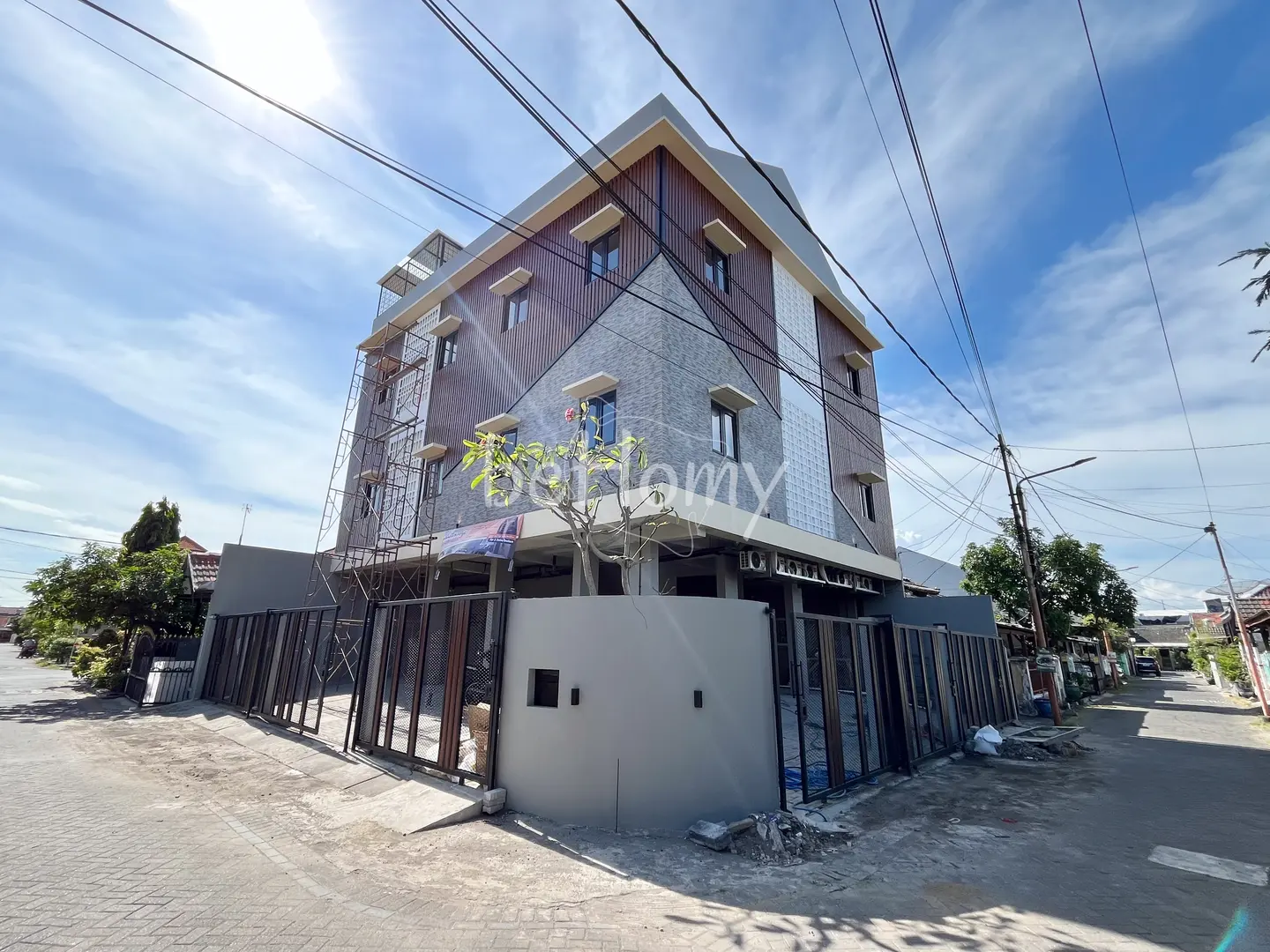 foto properti Behomy Her place Surabaya