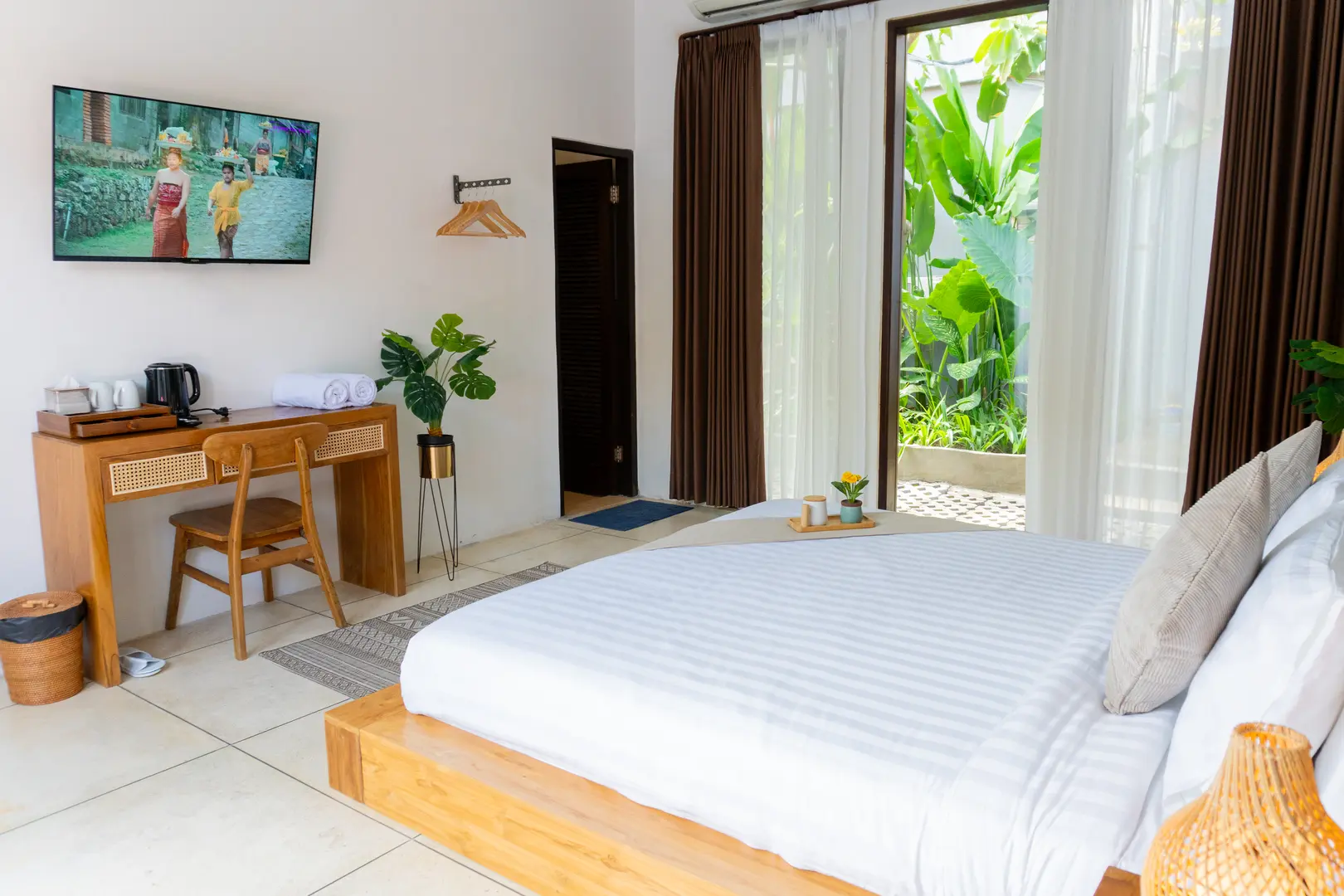 foto kamar Tipe Deluxe properti Purnava Village By Behomy