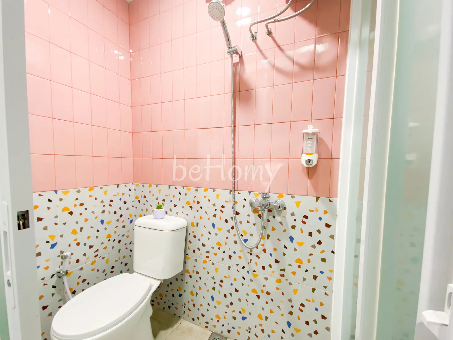 foto kamar Tipe Standar properti Behomy Urban Connect Bekasi