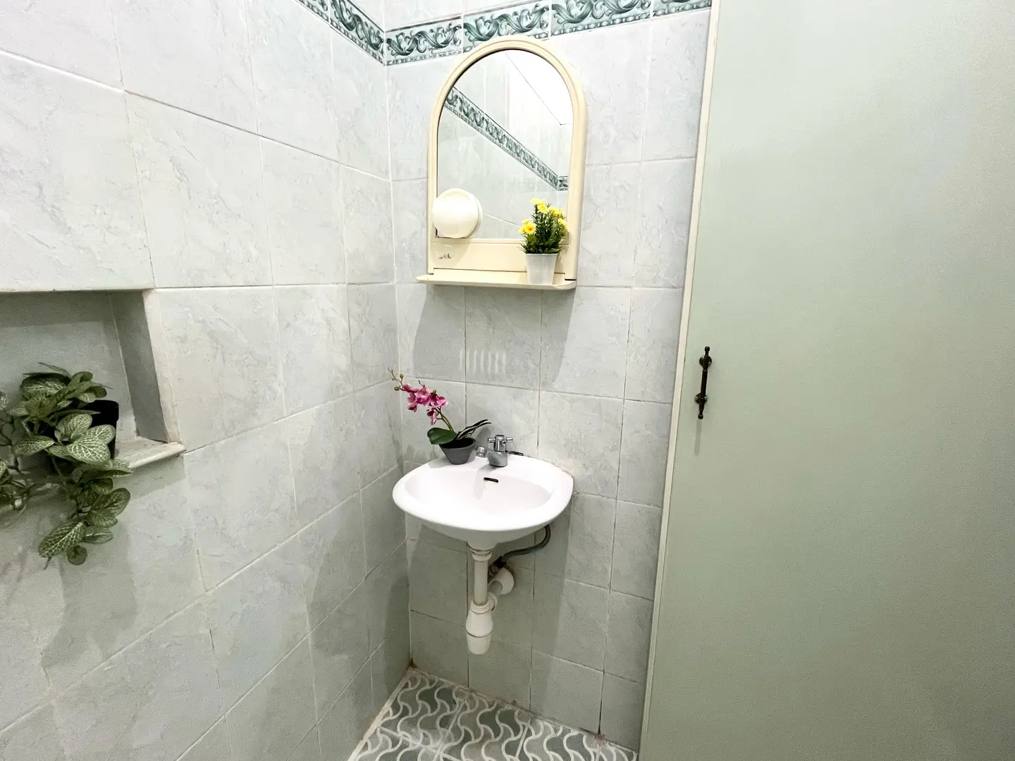 foto kamar Tipe Standar properti Behomy A9 Siwalankerto