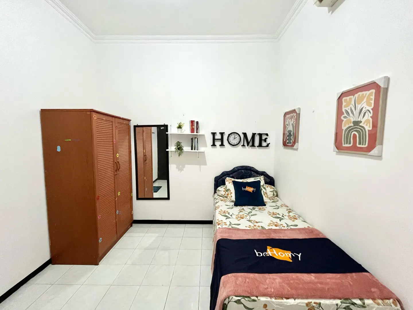 foto kamar Tipe Standar properti Behomy A9 Siwalankerto