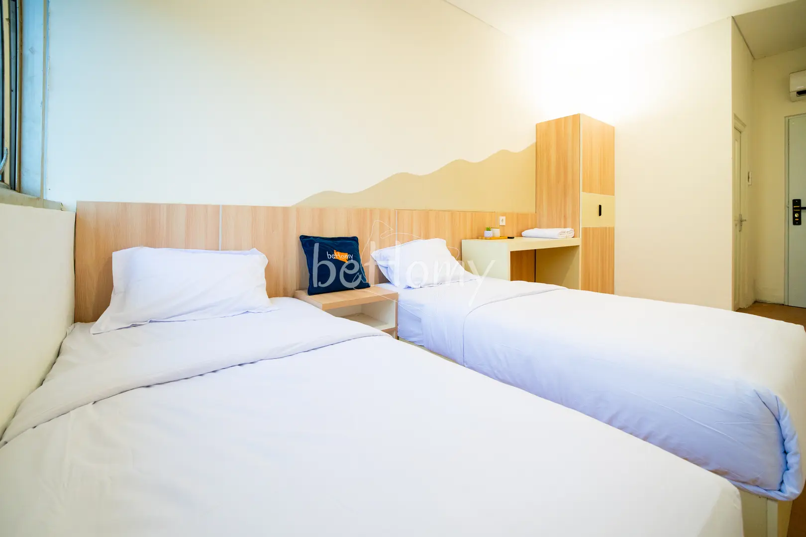 foto kamar Tipe Twin Bed properti Behomy Urban Point Karawang
